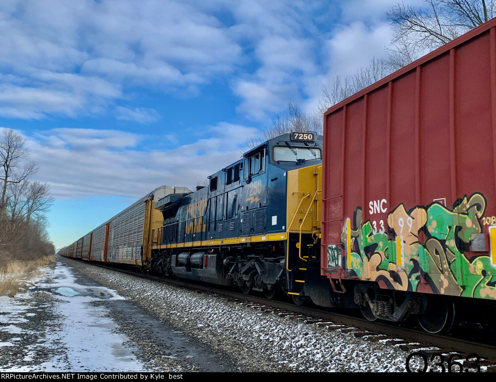 CSX 7250 on Q363